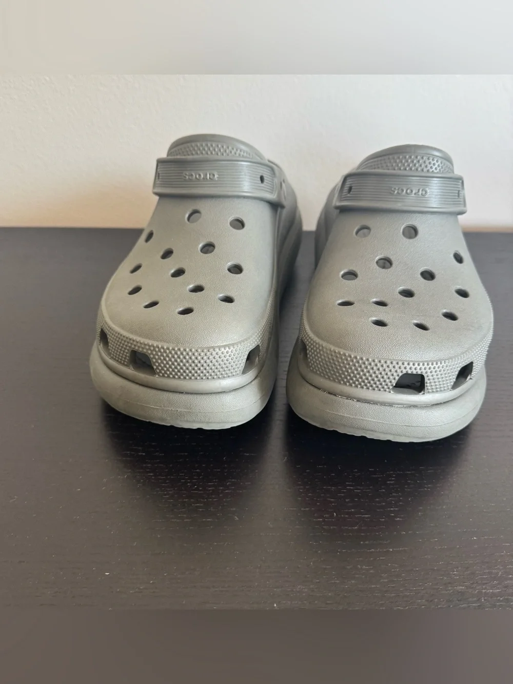 Crocs Men's Classic Crush Clog Platform Gray Size 11 Comfort